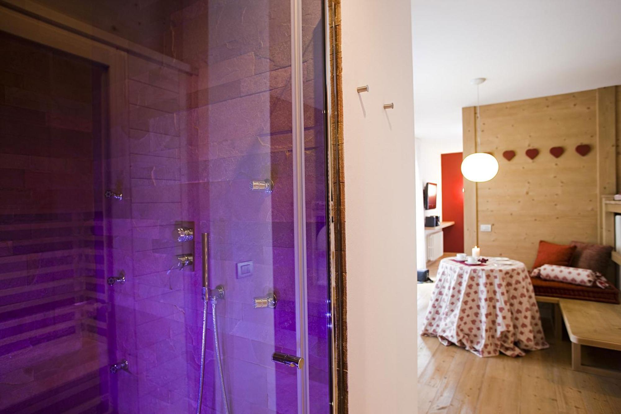 Villa Kofler Wonderland Resort Campitello di Fassa Δωμάτιο φωτογραφία